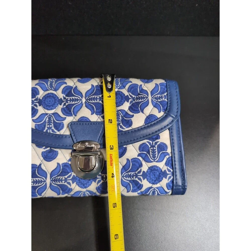 VERA BRADLEY COBALT BLUE TILES WRISTLET WALLET TRIFOLD ID SLOTS CARD CASH - Picture 15 of 16